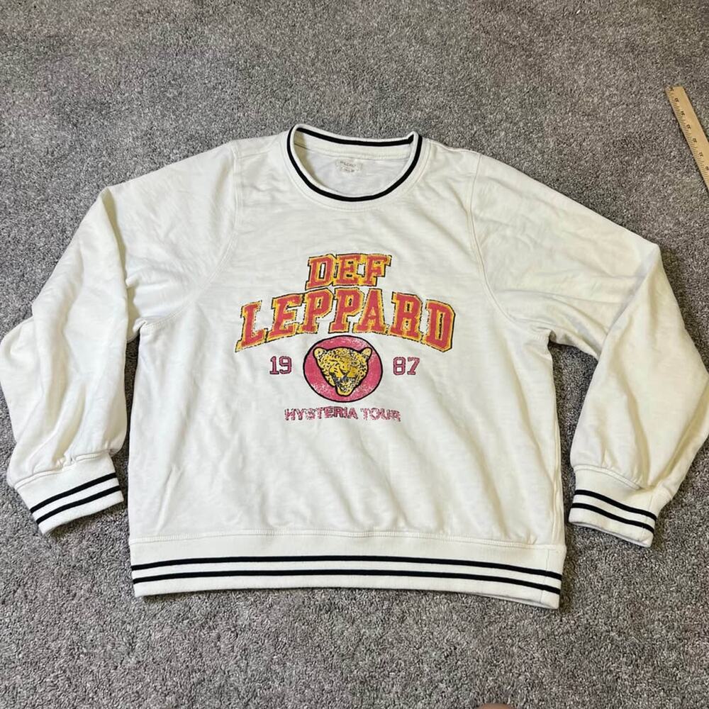 Pilcro Anthropologie Def Leppard Hysteria Tour Crewneck Sweatshirt size Medium